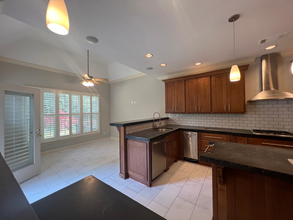 Property p1 image 11